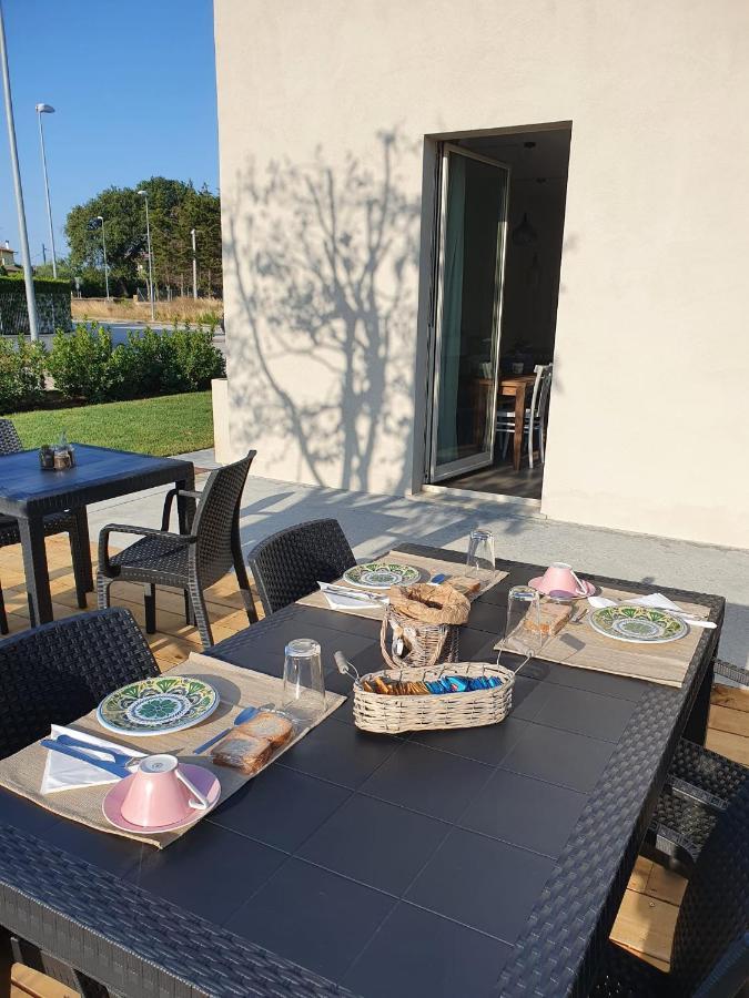 Casa Lunaria B&B Porto Sant'Elpidio Luaran gambar